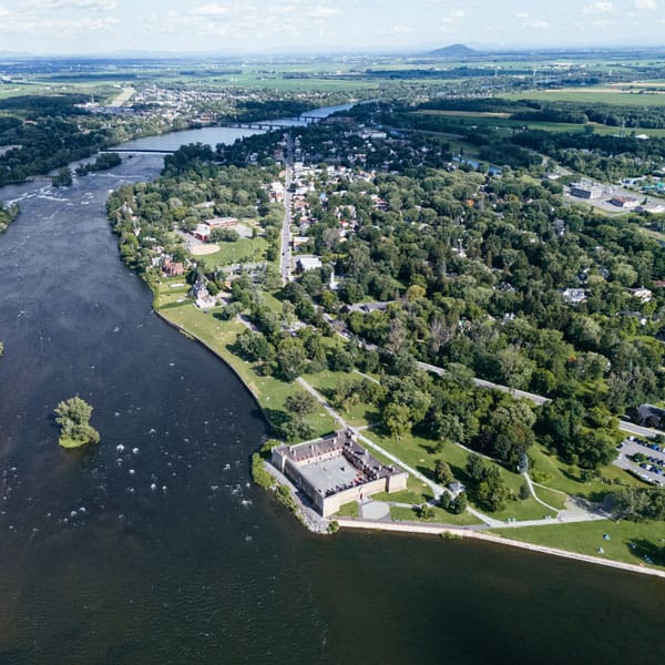 Vue aerienne du fort de chambly.